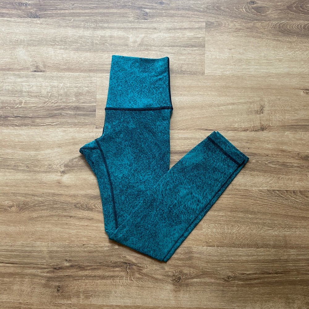 ❌ SOLD ❌ Lululemon Wunder Under Pant 25"